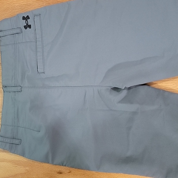 Boys Under Armour Match Play Golf Pants, Gray, Size 7, Pre-owned - Picture 7 of 9